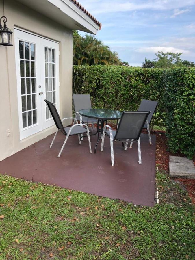 Coral Springs Paradise Exterior photo